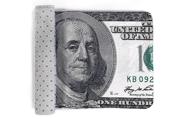 Szőnyeg 100 dolláros bankjegy